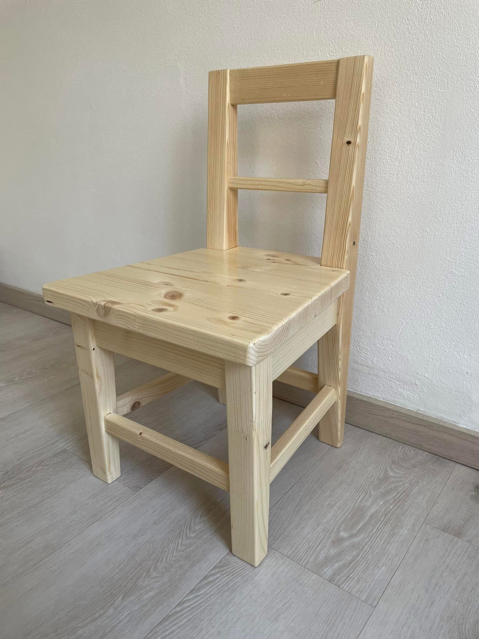 Dětská židlička